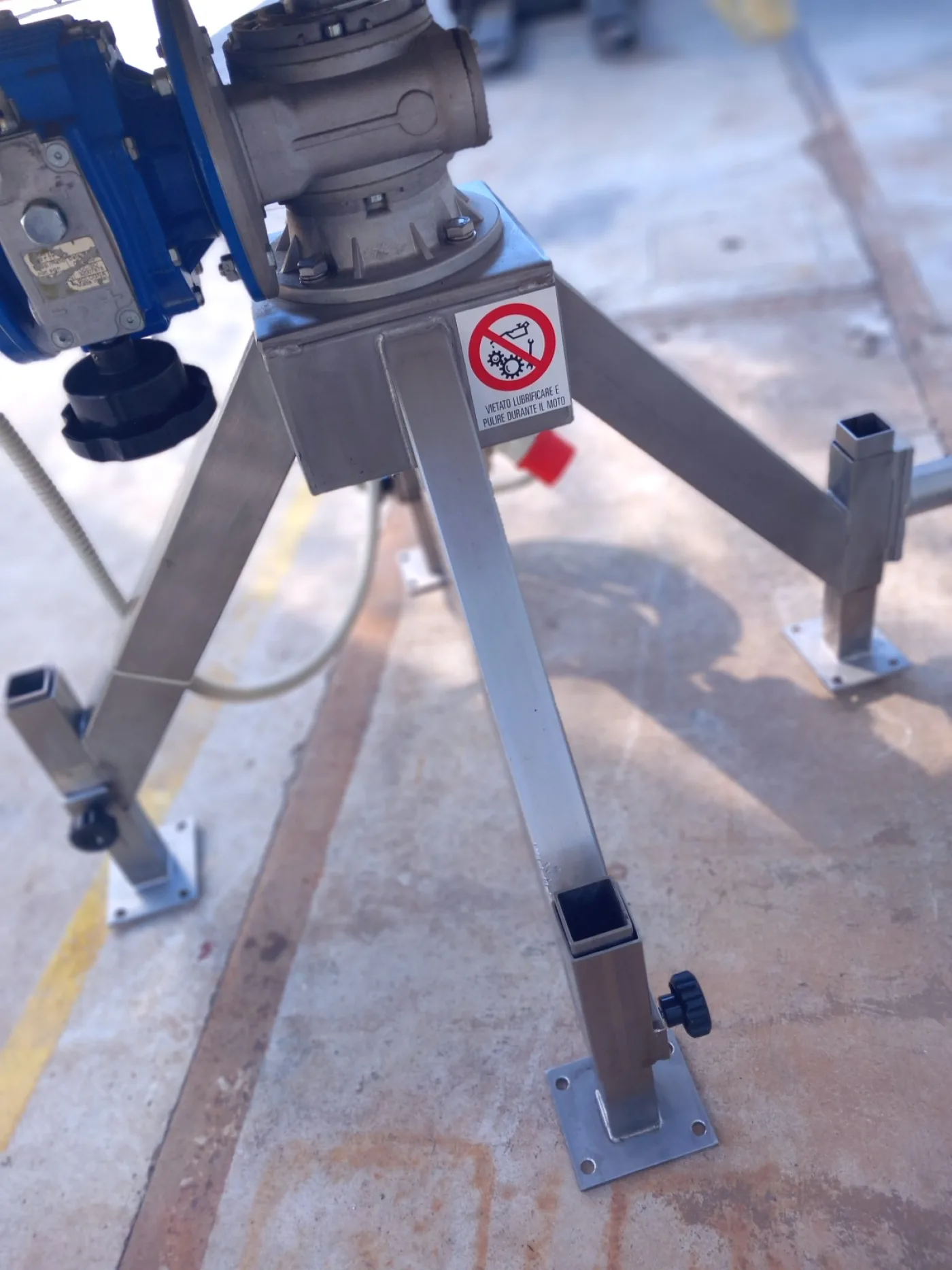 TAVOLO ROTANTE DIAMETRO 1000 MM – C.M.B. & B. - 6