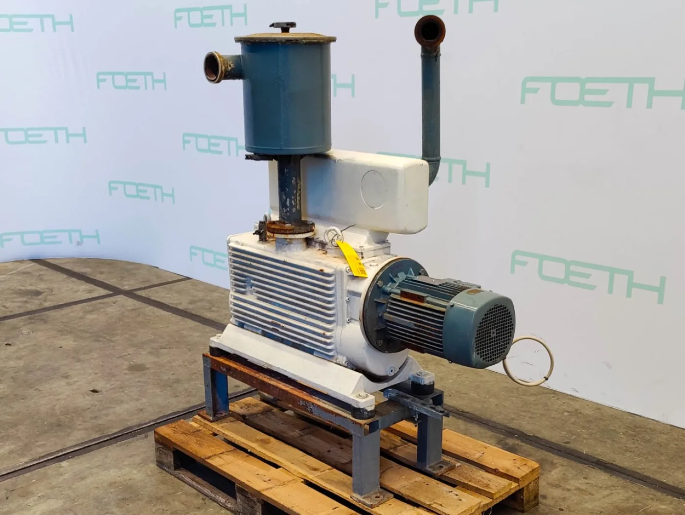 Leybold E250 - Vacuum pump - 3
