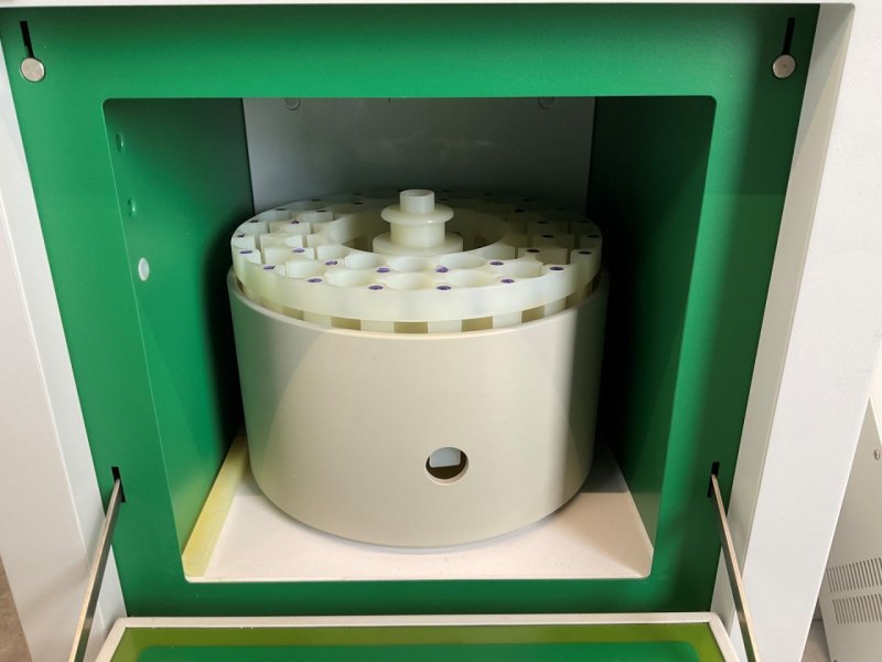 MLS ETHOS Plus 2 (Lab microwave solvent Extraction) - Miscellaneous