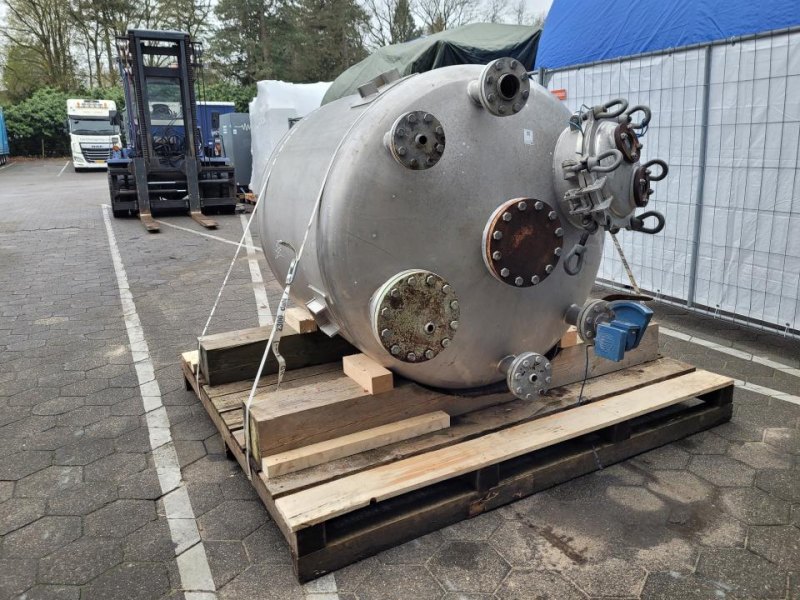 Unknown Pressure vessel