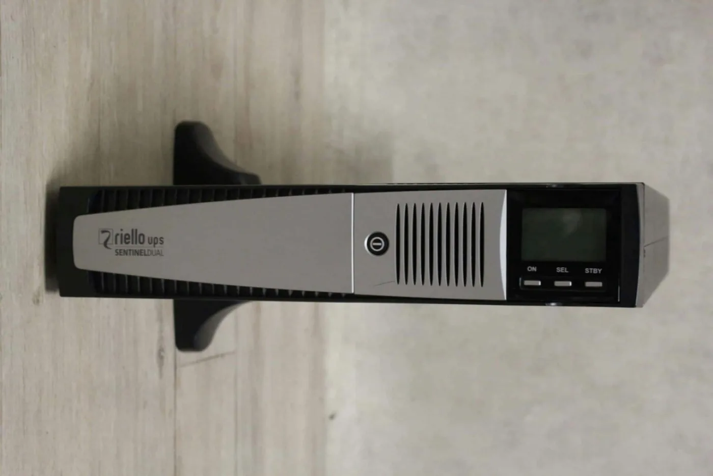 Riello SDH 3000 A5 UPS - 1