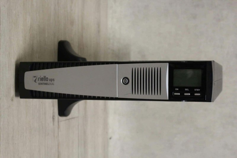 Riello SDH 3000 A5 UPS