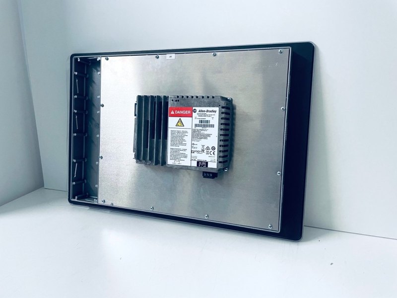 Allen- Bradley PanelView Plus 7 2711P-B15C22D9P Ser. A