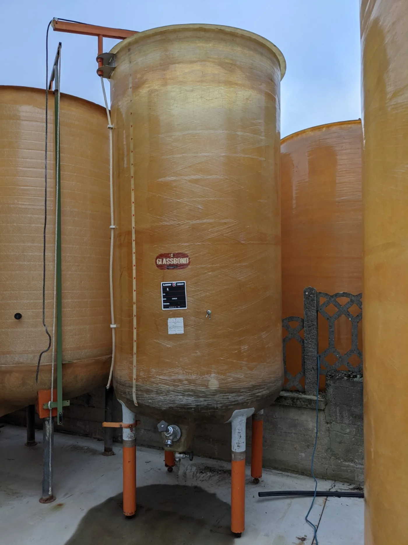 FIBERGLASS TANK VARIABLE CAPACITY FIRM GIMAR, CAPACITY HL 30 ABOUT, SECOND-HAND EQUIPMENTS - 4