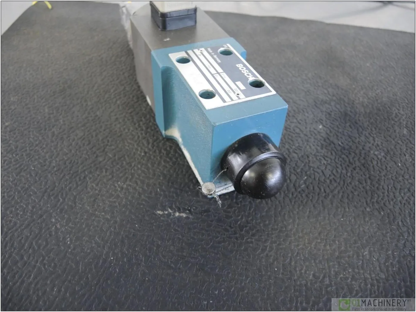 1995 BOSCH 0 811 402 001 AI2198 - 5