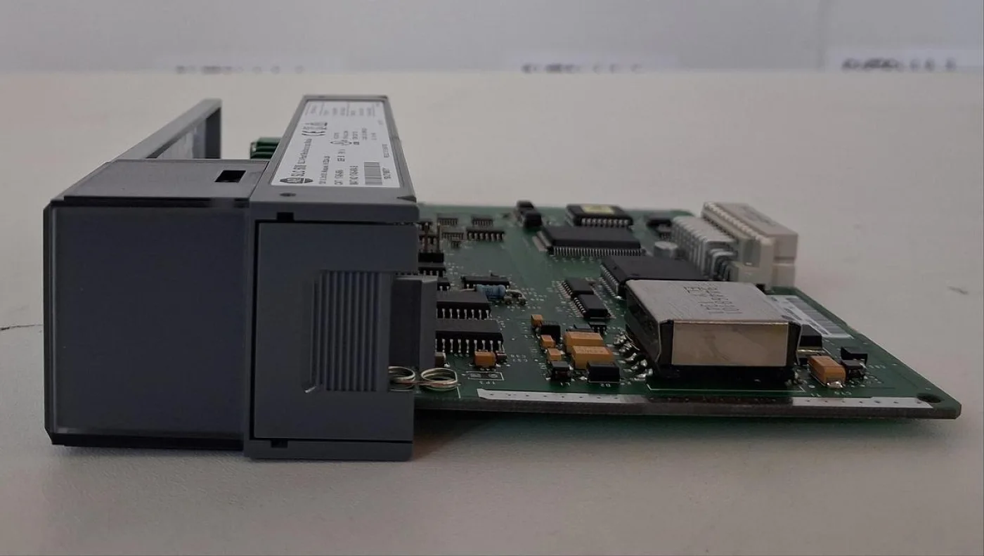 Allen-Bradley SLC 500 1746-NI4 Analog Input Module - 5