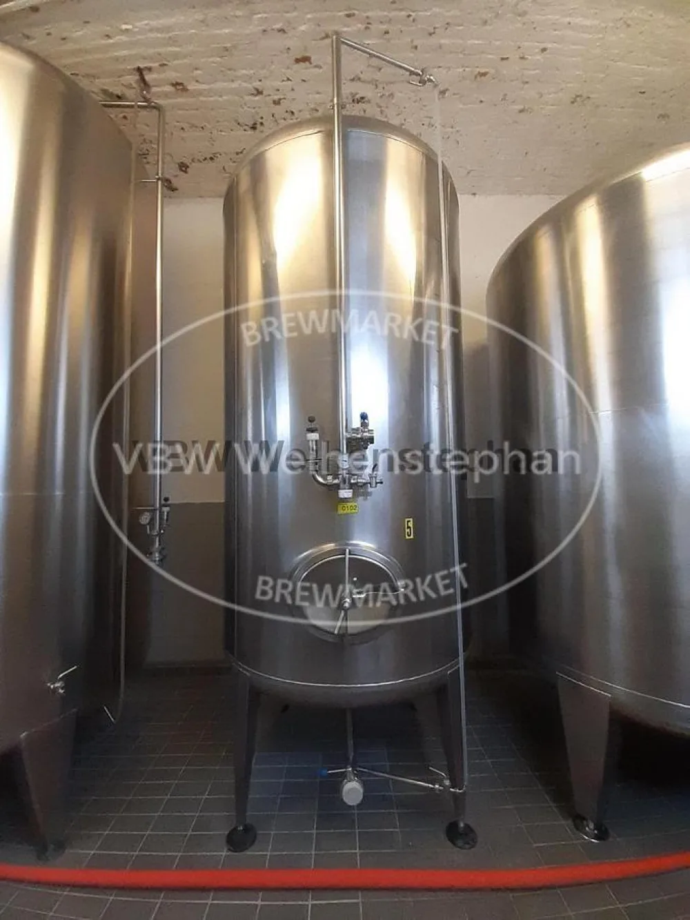 pressure tank