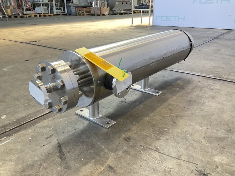 Apaco AW80-1000/12-18/V - Shell and tube heat exchanger