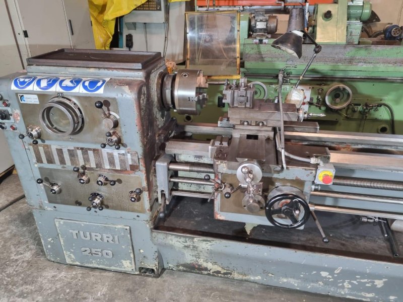 LATHE MACHINE, TURRI (Italy) - 250 - Laxmi Metal & Machines, Rohtak