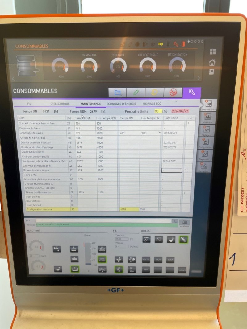 DRAHTERODIERMASCHINE “AGIECHARMILLES” CUT P 550