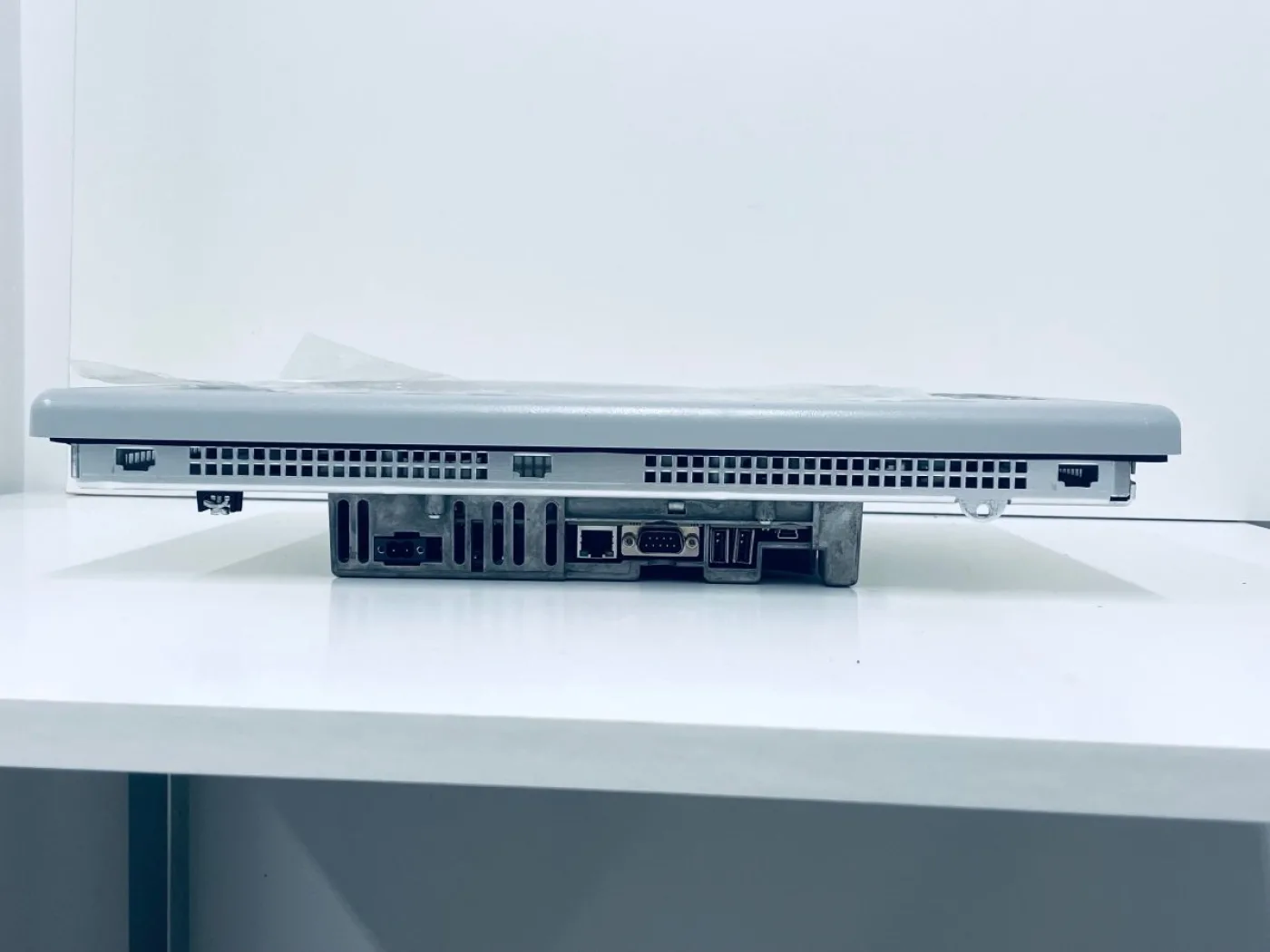Allen- Bradley PanelView Plus1250 2711P-RP9D 36696992 - 5