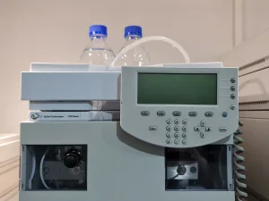 Agilent 1100 System with Binary Pump and Multiple Wavelength Detector HPLC System