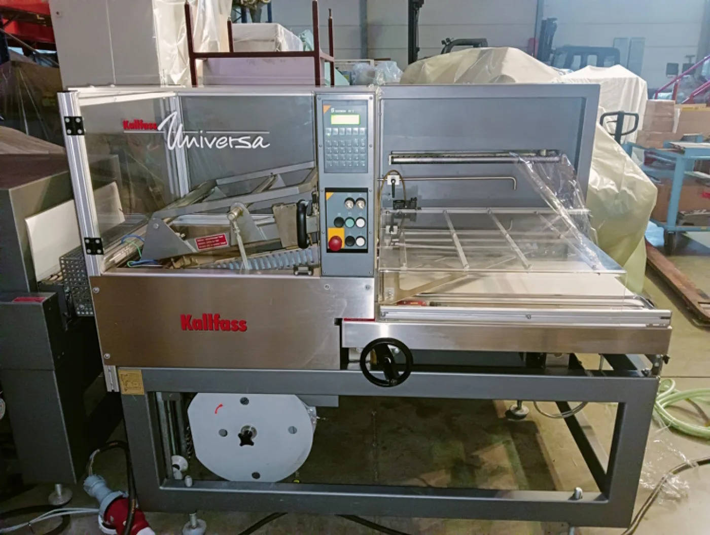 Verpackungsmaschine Kallfass Universa 5050 mit Tunnel Compact 650 S - 2