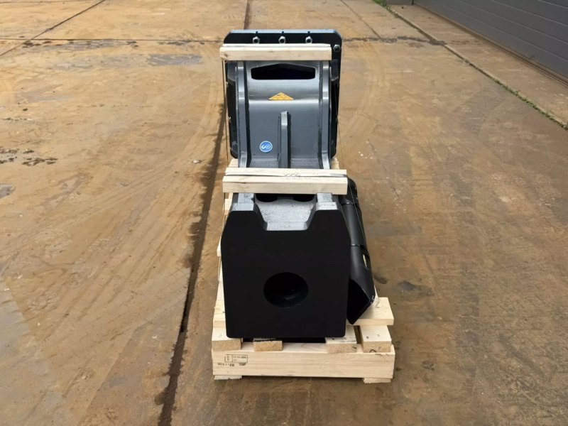 Hammer HS1000 fits 8-16 Ton excavator