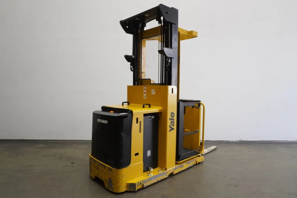 Vertikal-Kommissionierer Yale MO10E AC (2015)