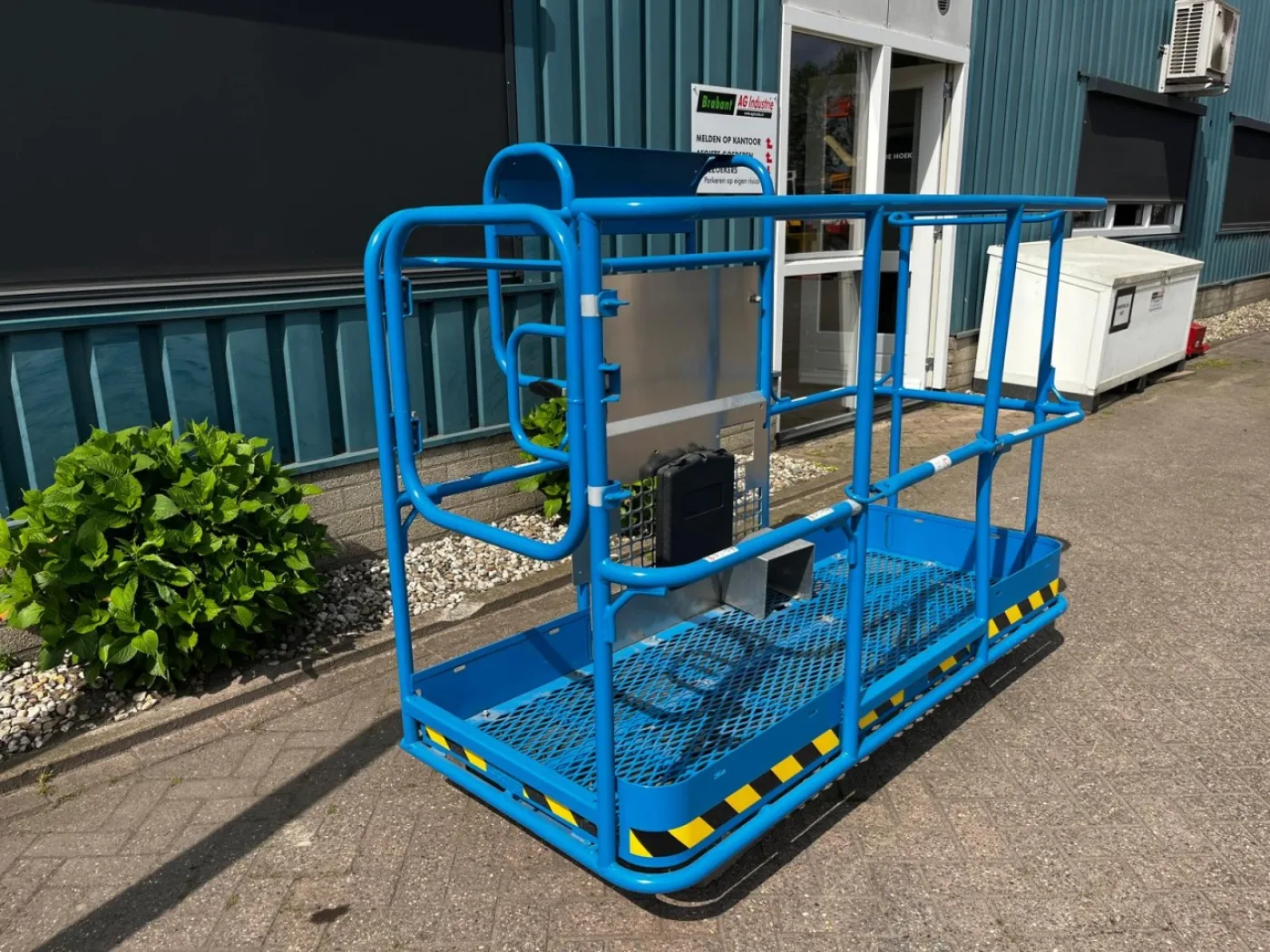 Genie 6FT BASKET- PLATFORM No.1272303GT - 2