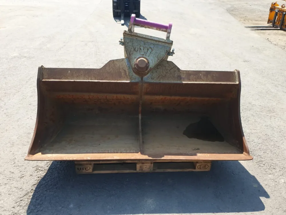 Winkelbauer SI18 - Böschungslöffel hydraulisch 180 cm