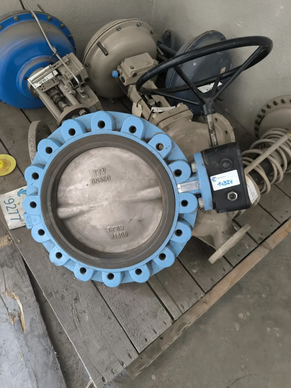 MANUAL BUTTERFLY VALVE T.T.V 20L9040 DN250 PN10