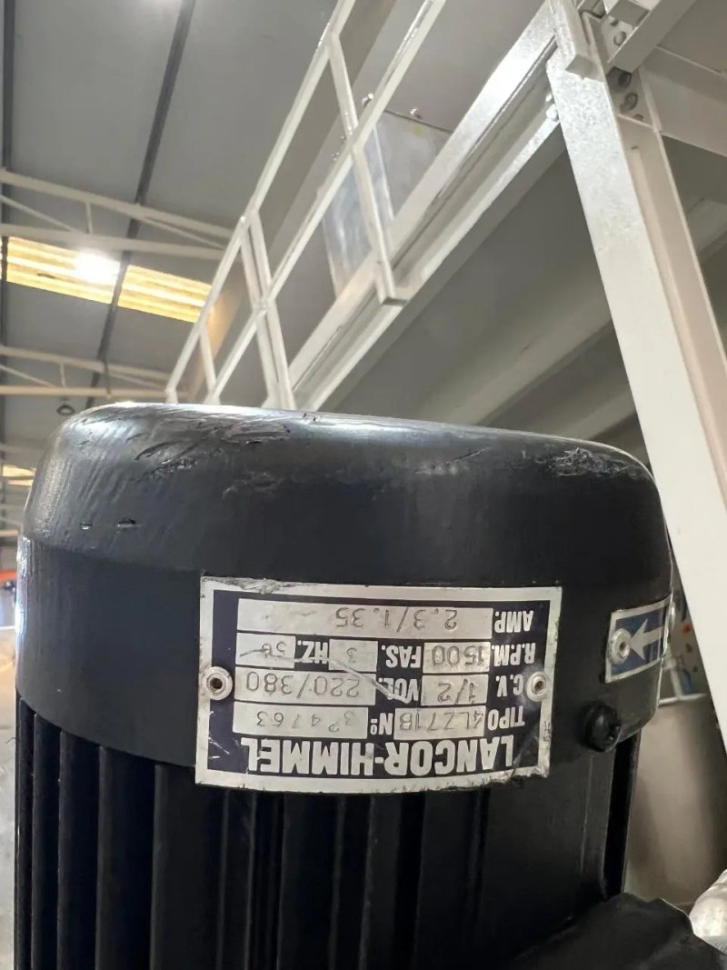 USED STAINLESS STEEL TANK WITH AGITATION CAPACITY 150 LITERS