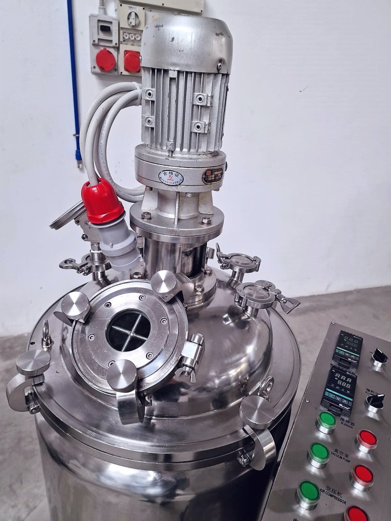 OPERCOLATRICE PER CAPSULE SOFTGEL – ZHEJIANG – MOD. RG0.8-110A