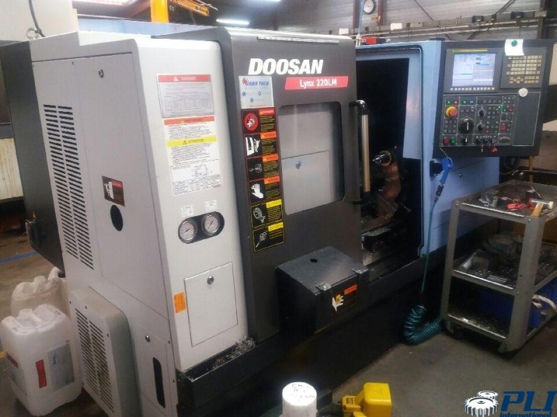 CNC Lathe – Doosan Lynx 220 LM Fanuc