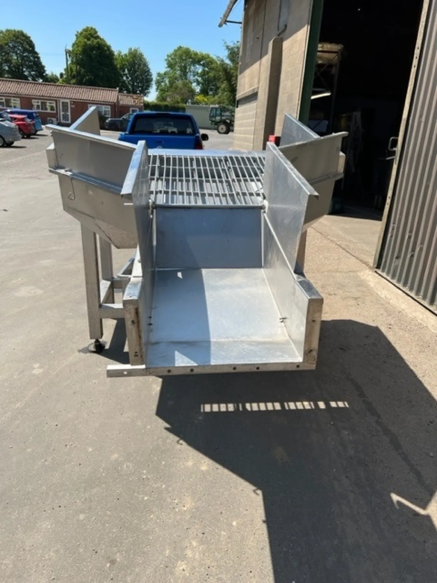 Bulk Hopper Drain Table - 3