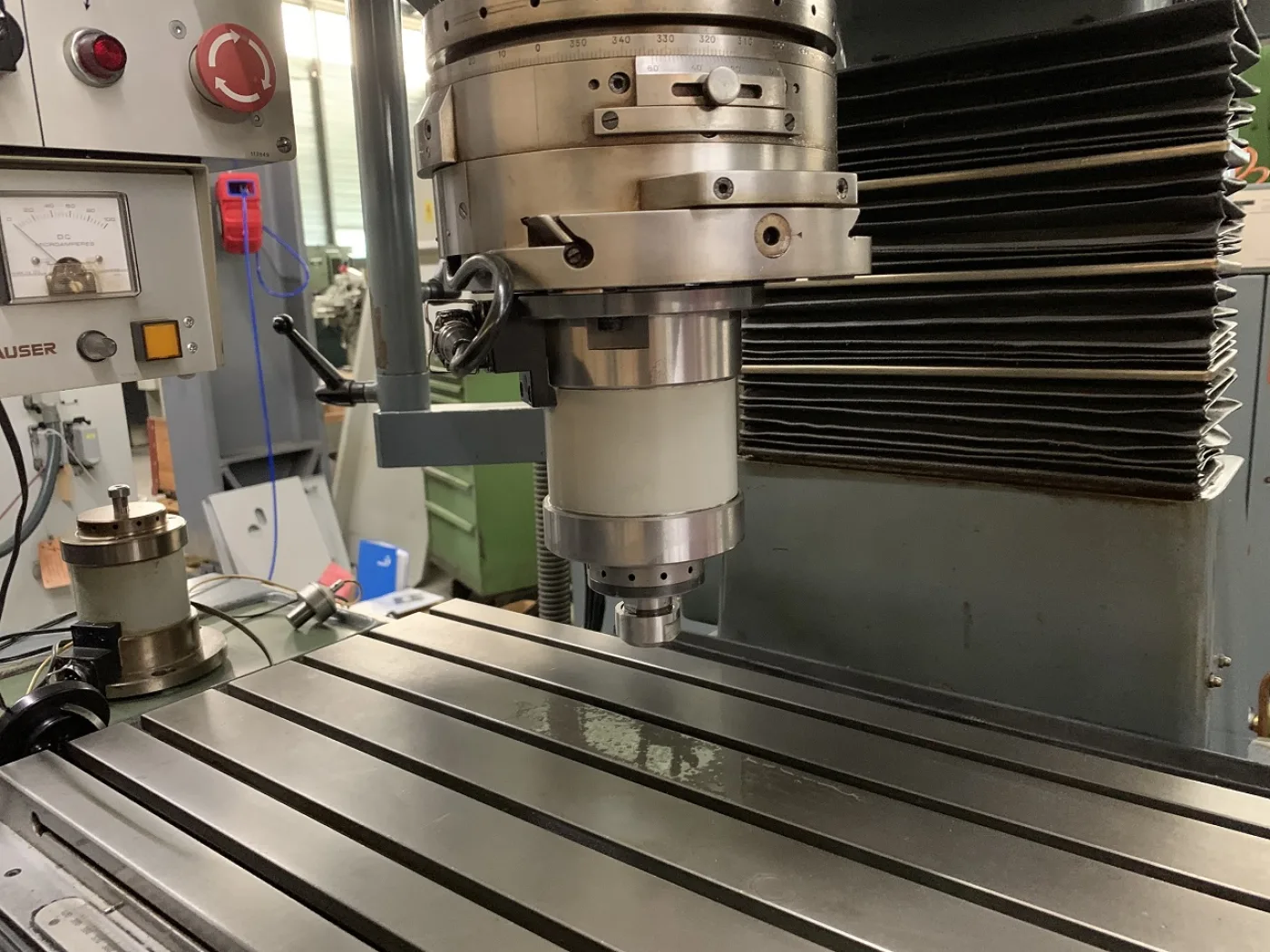 RECTIFIEUSE PAR COORDONNEES “HAUSER” TYPE 3-SMO - 3