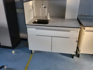 2061 - Used S+B Laboratory sink (124 cm)