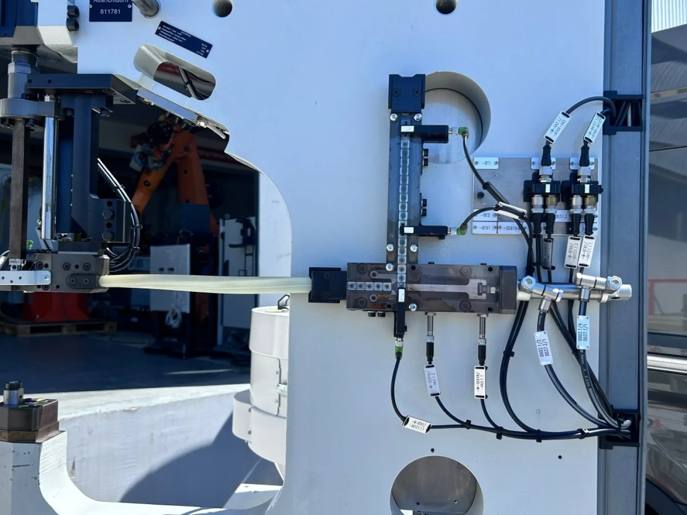Tox Pressotechnik Hydropneumatische Presse mit Zuführung STE341-7210 - 4