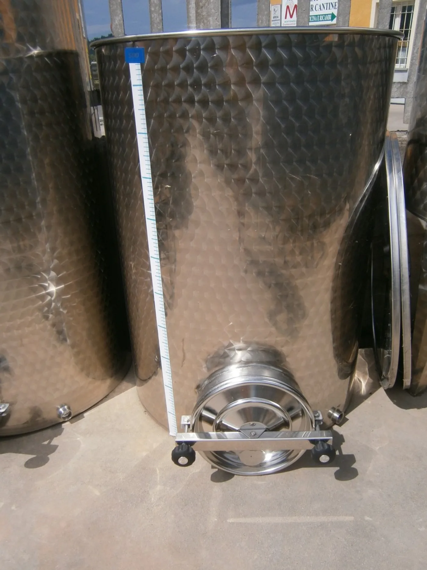 STAINLESS STEEL TANK CAPACITY LITERS 100-200-300 AND 500 WITH DOOR PNEUMATIC FLOATING LID FLAT BOTTOM NEW EQUIPMENT - 3