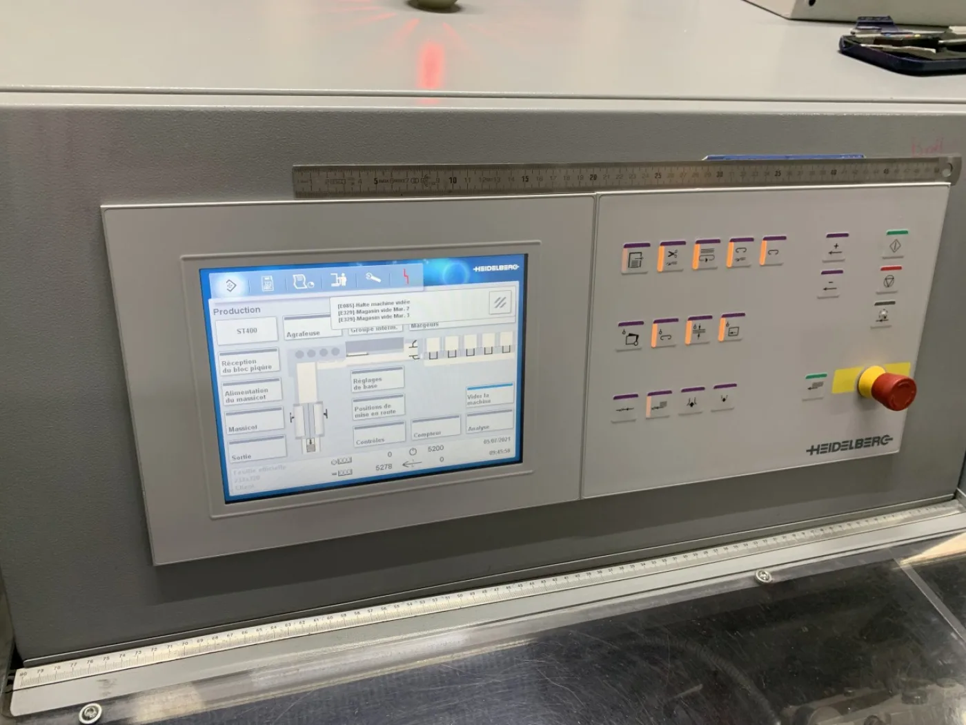 Encarteuse-piqueuse Heidelberg ST400-450 - 5