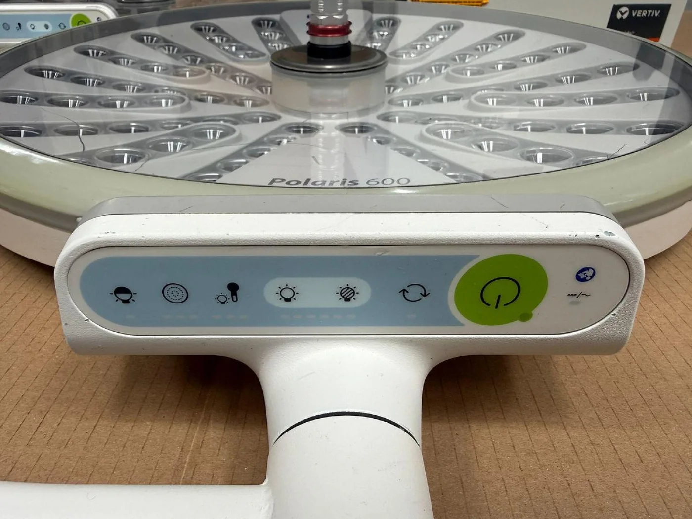 Dräger Polaris 600 MedView LED Dual Light with 24-32 Inch LCD Monitor Holder YOM: 2019 - 4