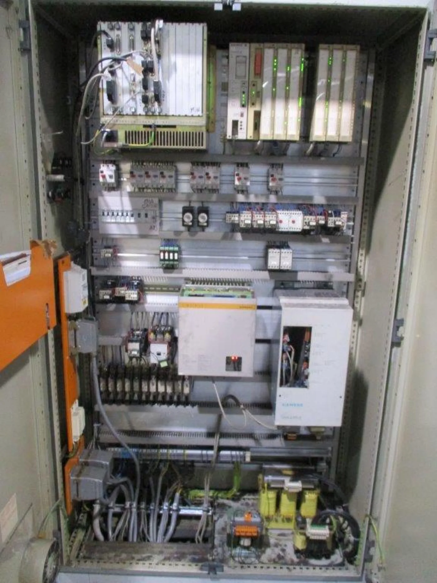 CNC 3580 + Schaltschrank KERN / Philips 1990 - 4