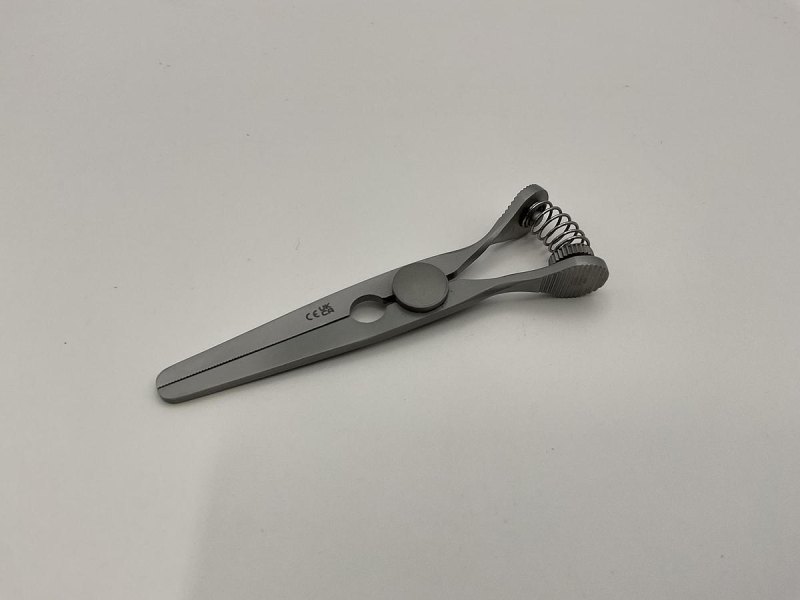 GB Medical Glover Debakey Bulldog 80mm