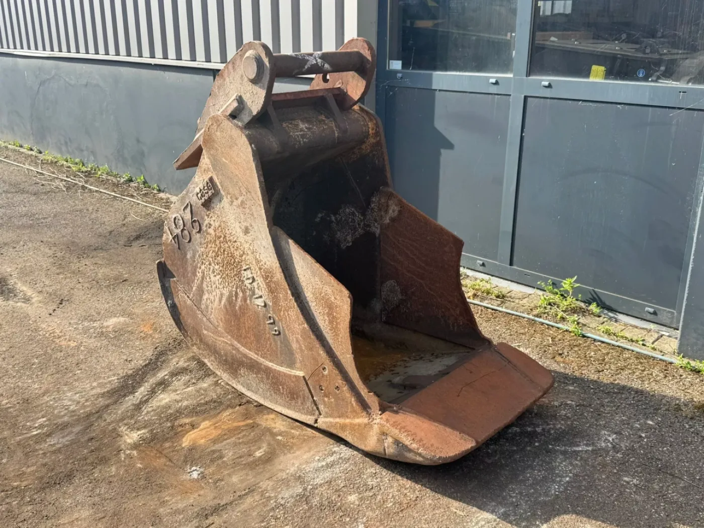 HH4-700 MS25 - 7