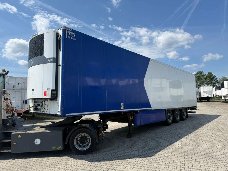 Schmitz Cargobull SKO 24 Thermo King A400 Lift Axle 2T Tailgate Pallet Box 270H 250B