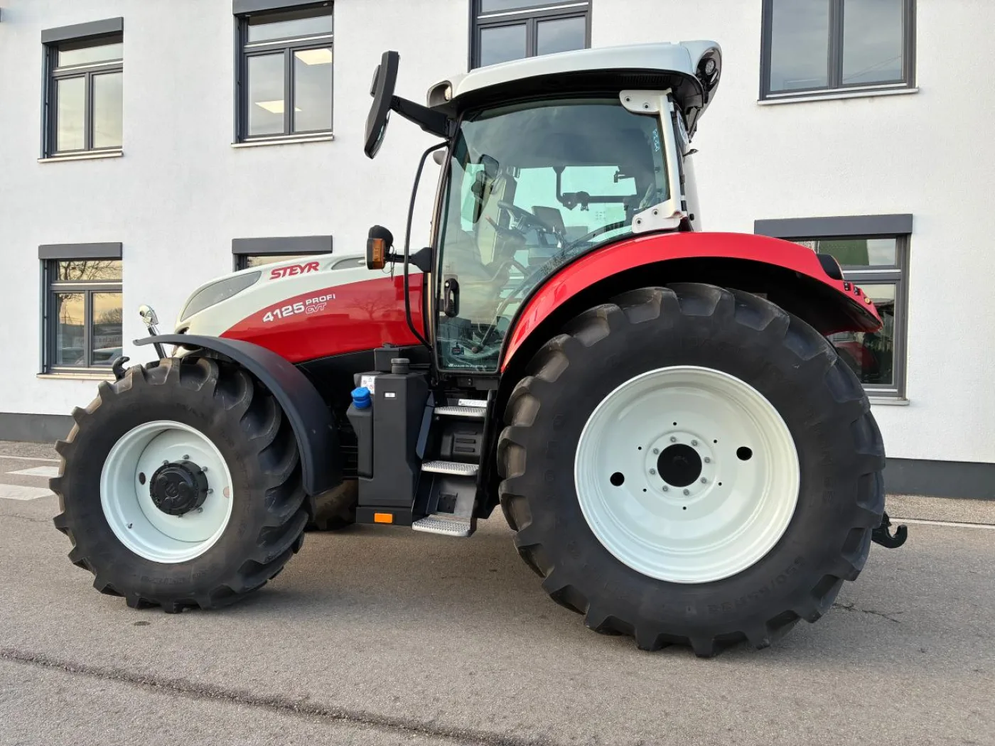 Schlepper Steyr Profi 4125 CVT - 3