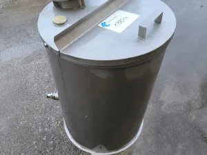 STAINLESS STEEL TANK 150 LITRES