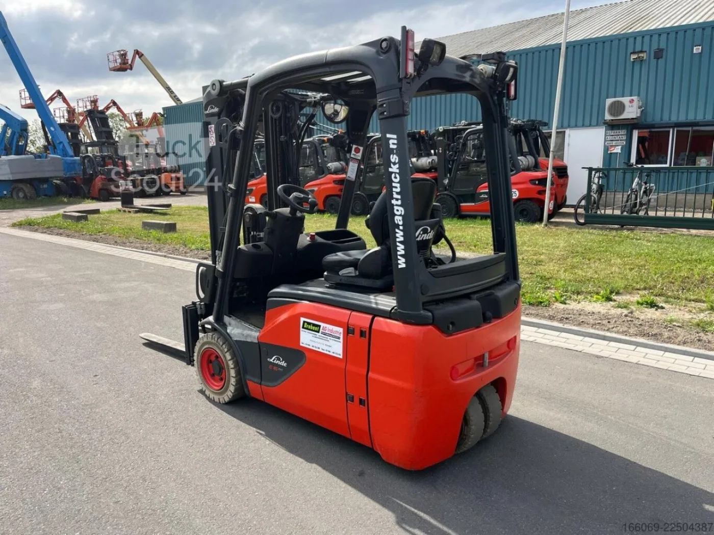 Linde E16-02 - 5