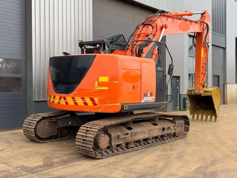 Hitachi ZX225US5LC