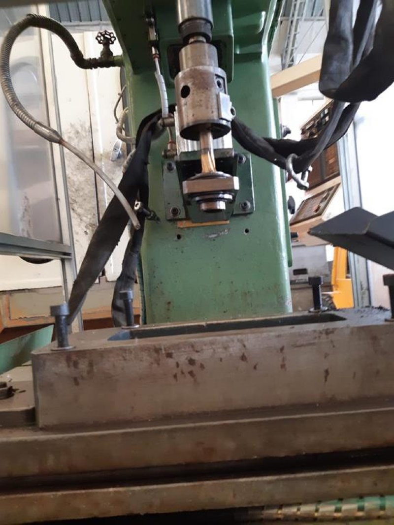 AUTOMATIC DRILL-TAPPING MACHINE, JOANNES - T-30 - Laxmi Metal & Machines, Rohtak