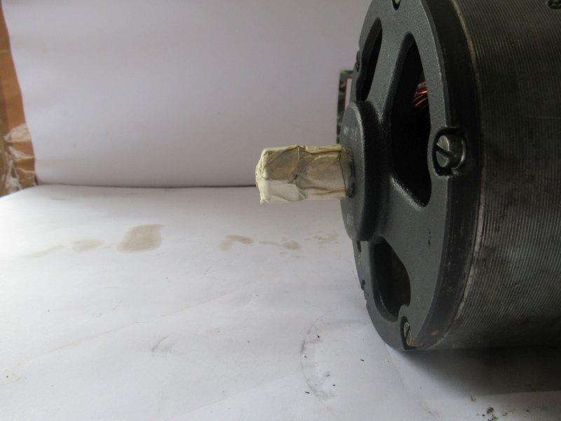 Dynamo 24V NOS