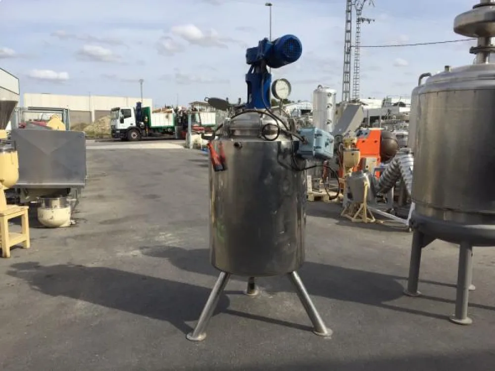 Deposito reactor en acero inox con doble cuerpo para vapor y sistema agitación 250 litros