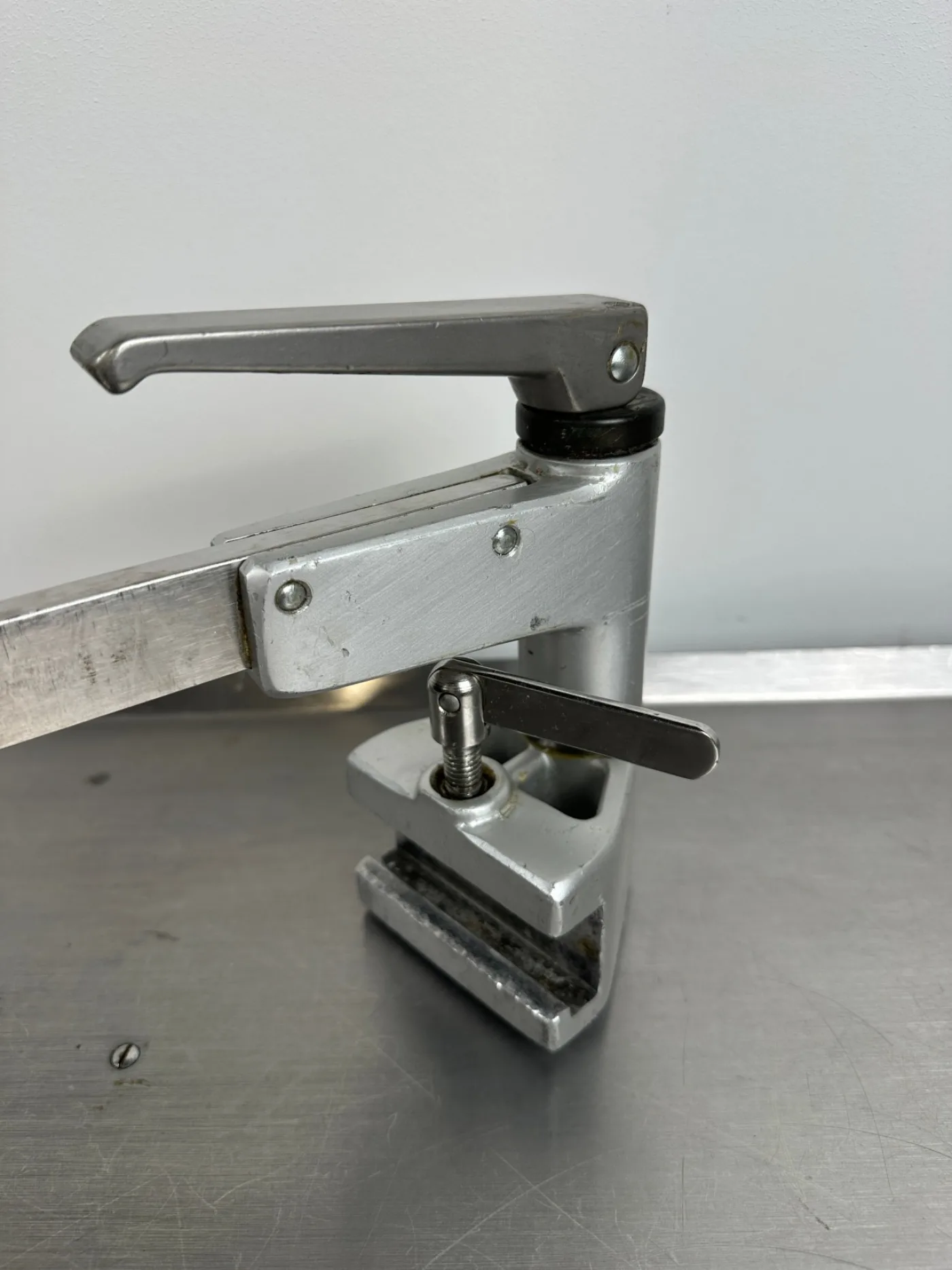 OP-Tisch Normschienen Ausleger drehbar Schnellklemmung ca. 45cm - 2