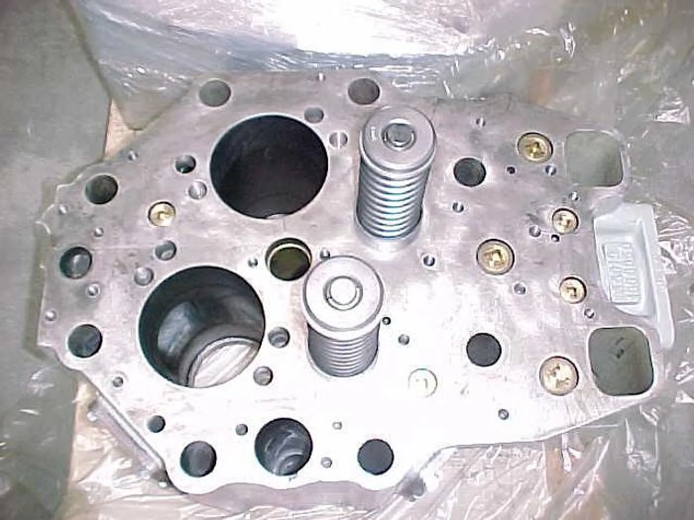 CYLINDER HEADS MWM TBD 501-6 / TBD 501-8 - 3