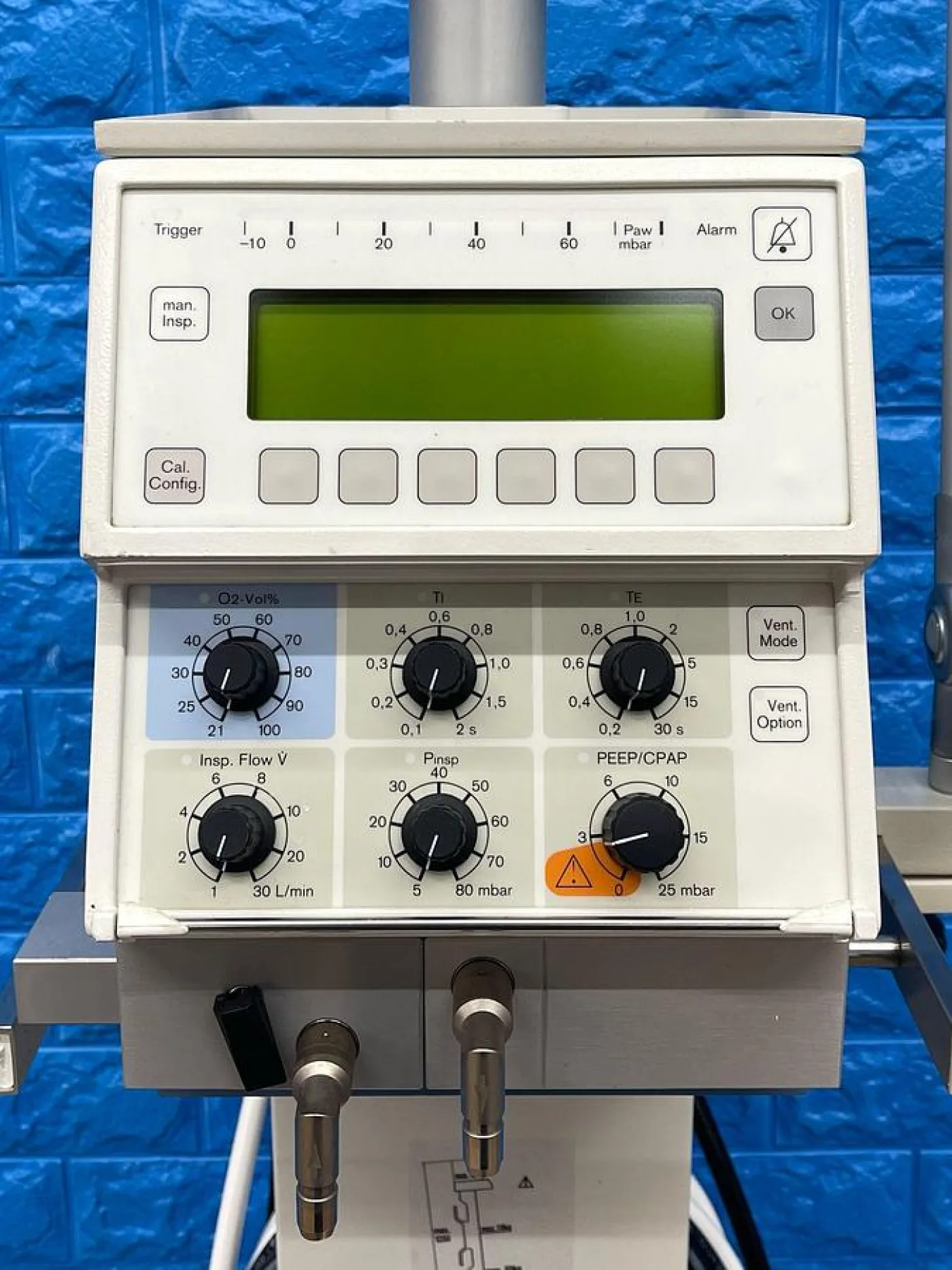 Babylog 8000 plus Neonatal Intensive Care Ventilation YOM: 2009 - 2