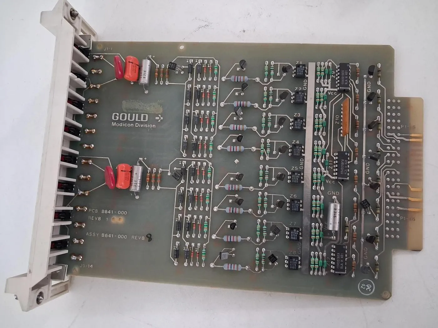 Gould Modicon B644 8-Channel Digital Input Module - 7