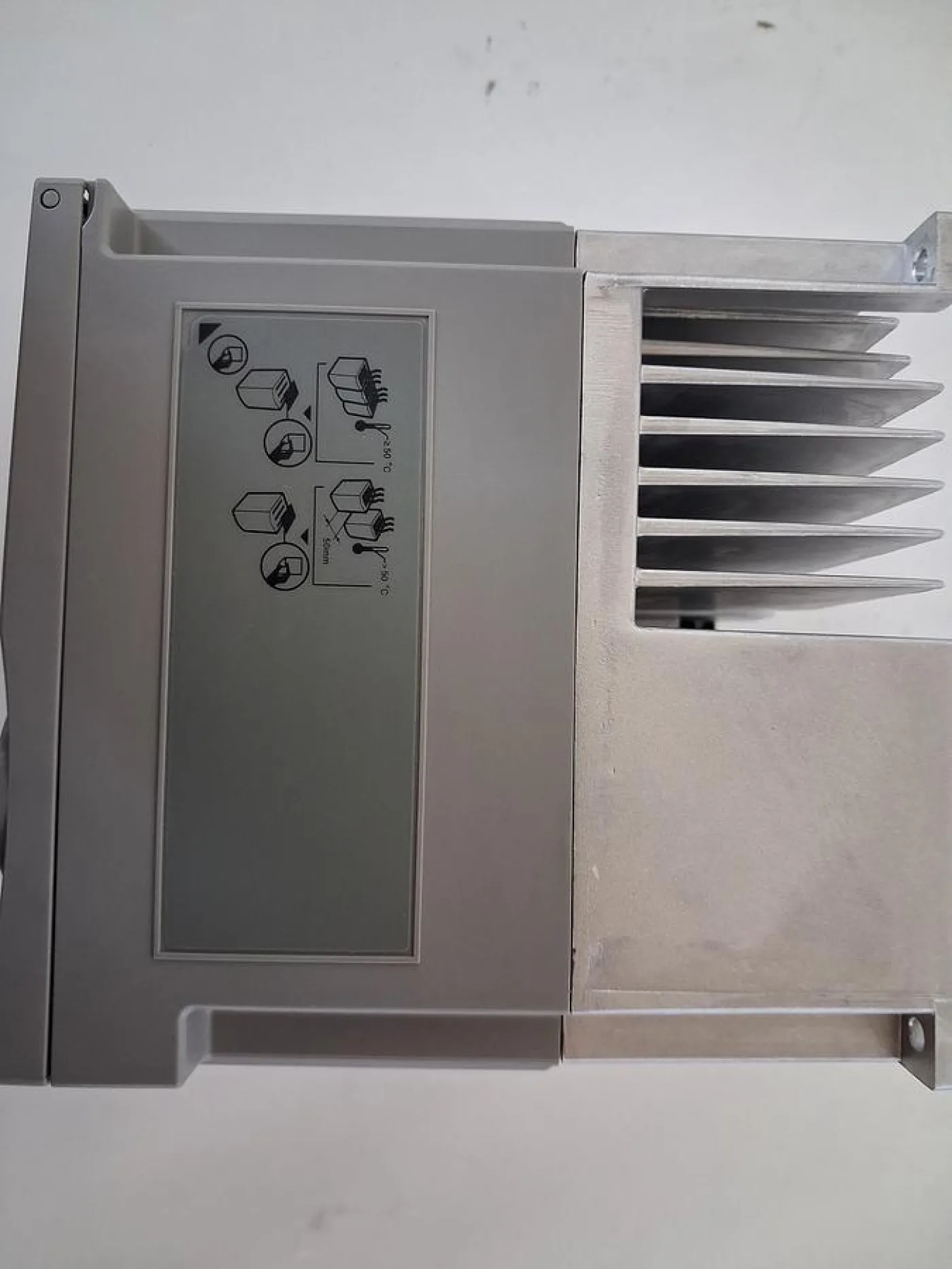 Schneider Electric Telemecanique Altivar 31 ATV31HU22N4 Frequency Inverter - 7