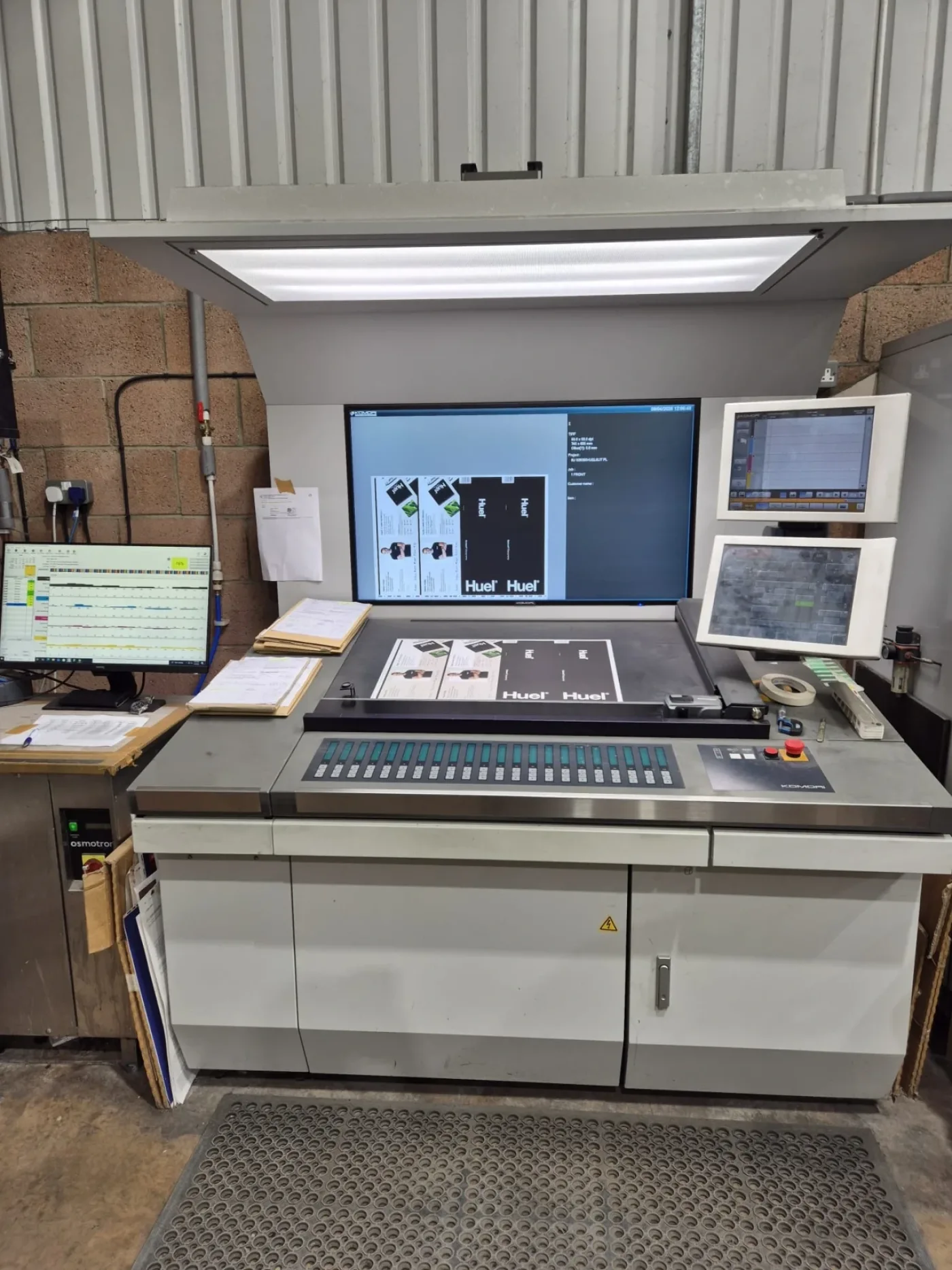 Komori GL 429 H-UV offset printing press - 7