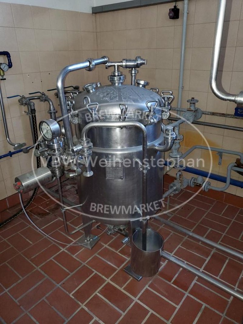 Pressure tank